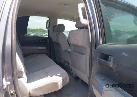 2010 Toyota Tundra Grade 4.6L V8 из США, поврежденный, VIN 5TFRM5F18AX007912